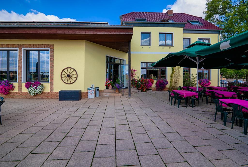 Elbterrassen Zu Brambach Hotel Dessau-Rosslau Exterior foto