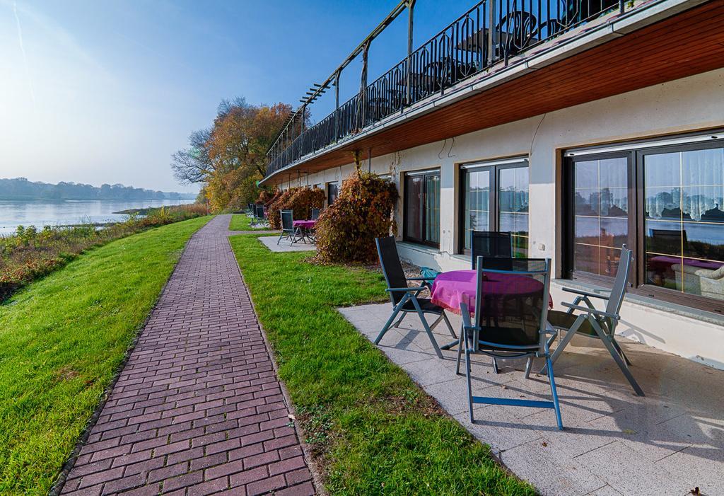 Elbterrassen Zu Brambach Hotel Dessau-Rosslau Exterior foto